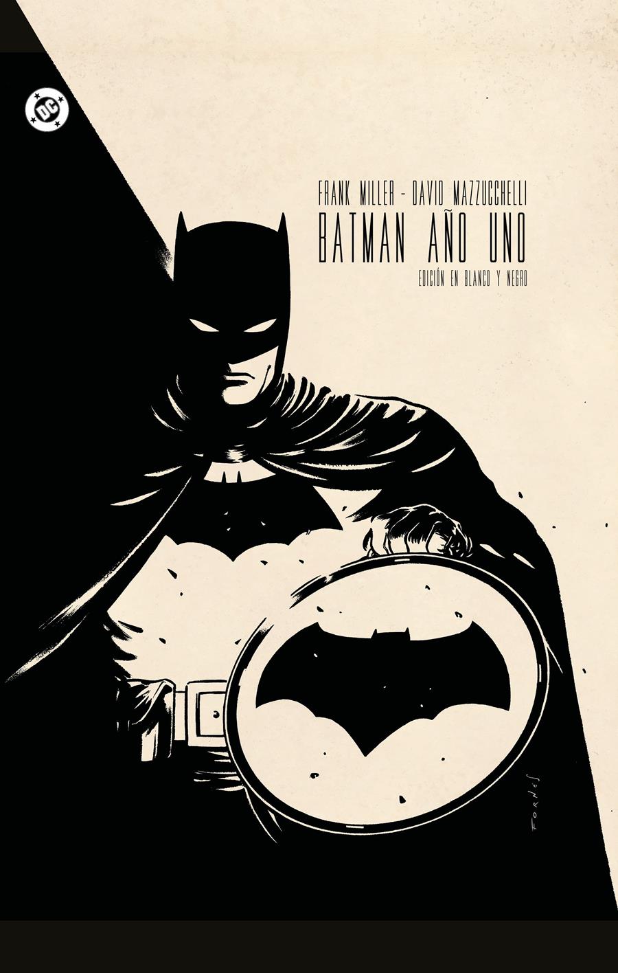 Batman: Año uno - Edición en blanco y negro | N0926-PAN55 | Frank Miller, David Mazzucchelli | Terra de Còmic - Tu tienda de cómics online especializada en cómics, manga y merchandising