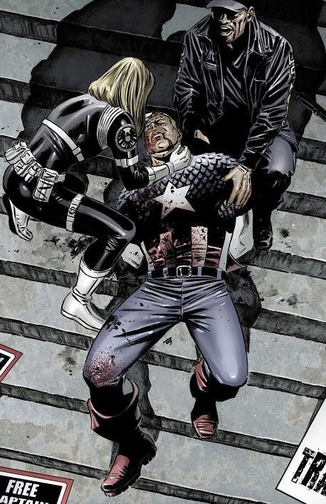 Marvel Must-Have. La muerte del Capitán América | N1021-PAN23 | Mike Perkins, Ed Brubaker, Steve Epting | Terra de Còmic - Tu tienda de cómics online especializada en cómics, manga y merchandising