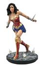 WONDER WOMAN DIORAMA PVC 23 CM DC MOVIE GALLERY WONDER WOMAN 1984 | N0321-MERCH01 | Terra de Còmic - Tu tienda de cómics online especializada en cómics, manga y merchandising