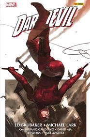 Daredevil de Ed Brubaker y Michael Lark 01 (Marvel Omnibus) | N1025-PAN130 | Ed Brubaker, Michael Lark | Terra de Còmic - Tu tienda de cómics online especializada en cómics, manga y merchandising